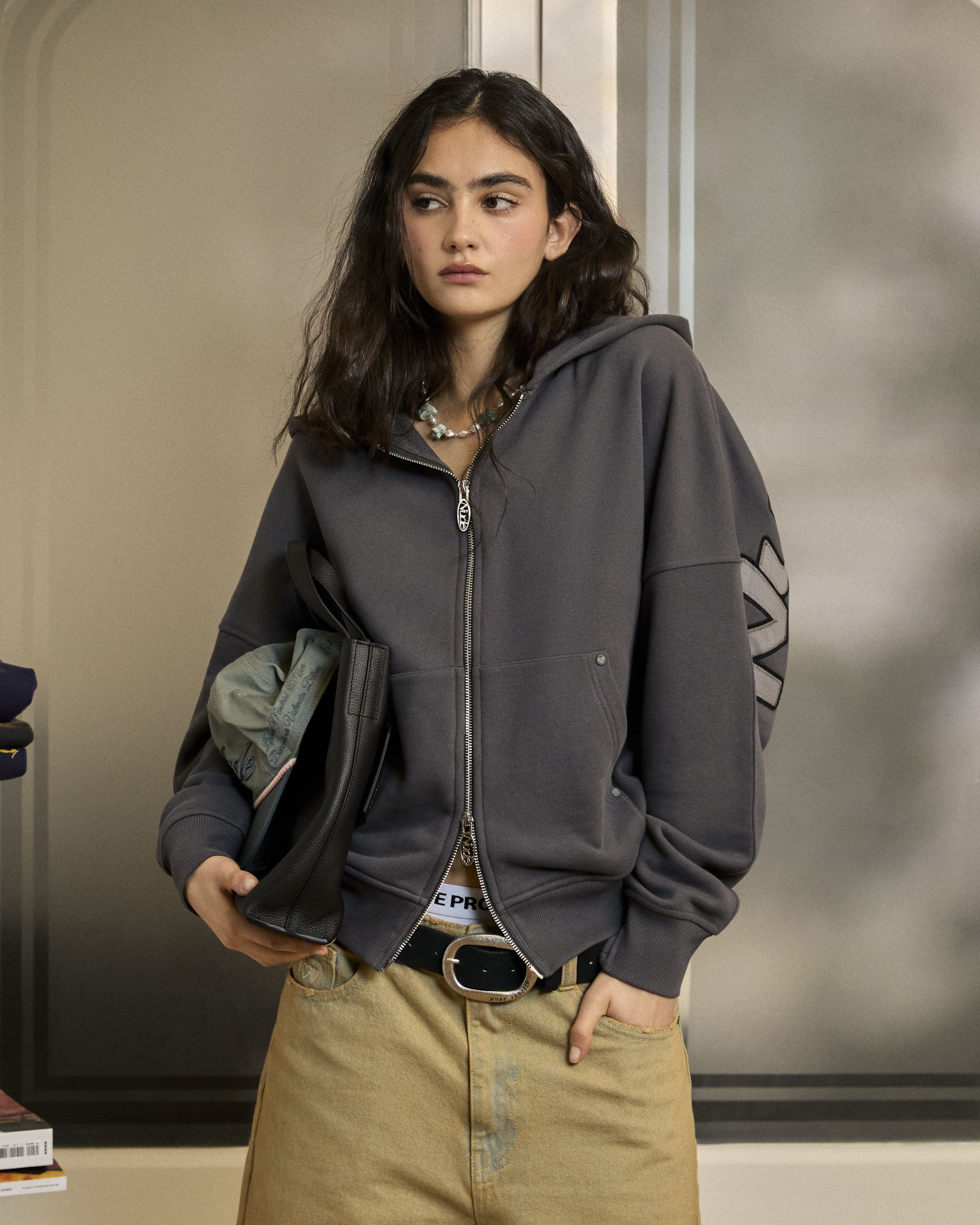 Sudadera Con Cremallera Beast Gris Oscuro