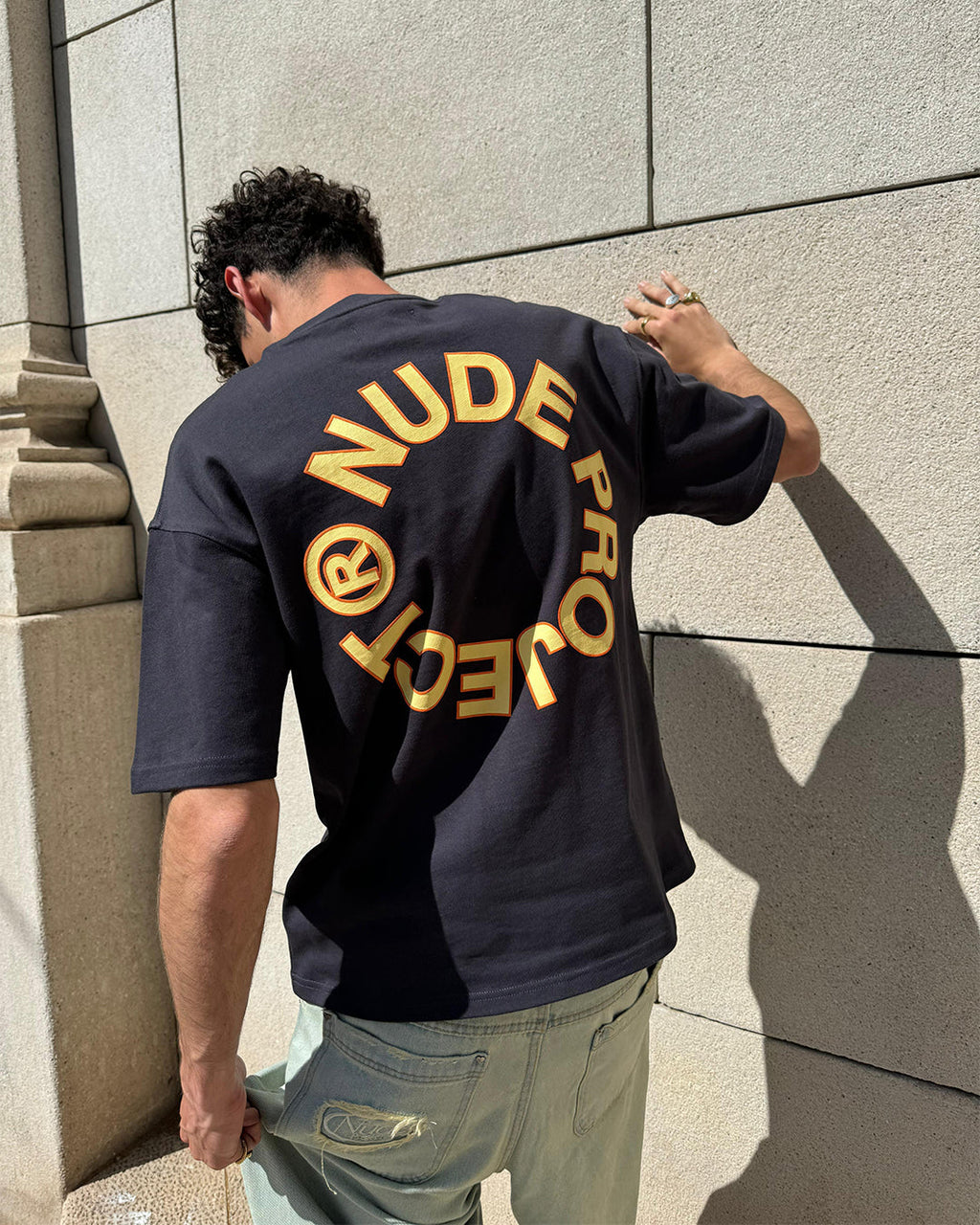 Camiseta Kory Gris Oscuro