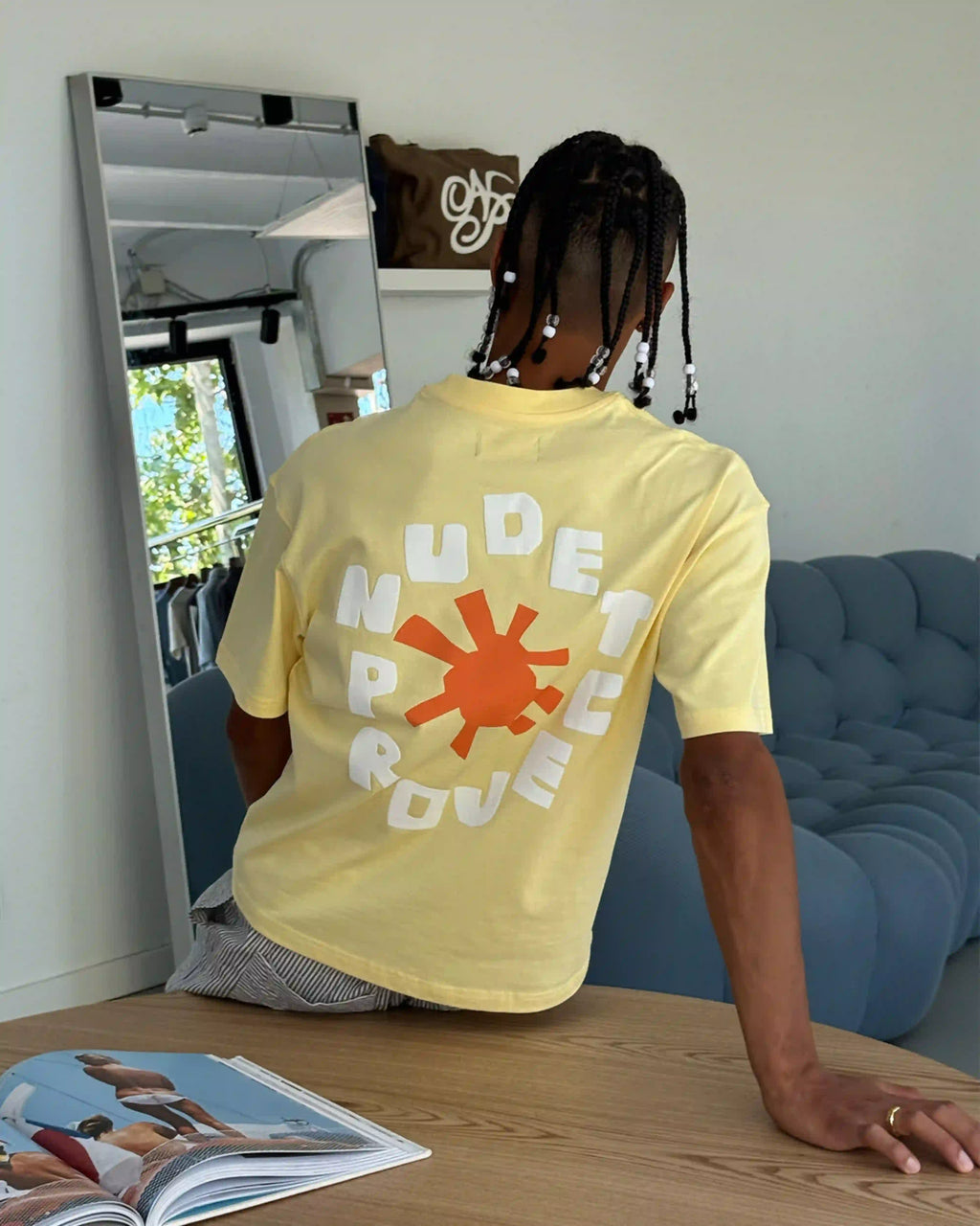 Camiseta Astro Amarilla