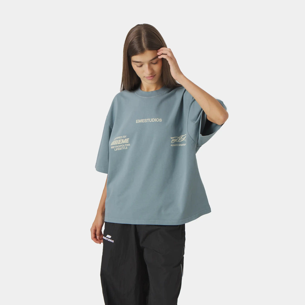 Zephyr Capri Oversized Tee