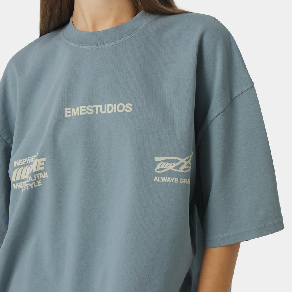 Zephyr Capri Oversized Tee