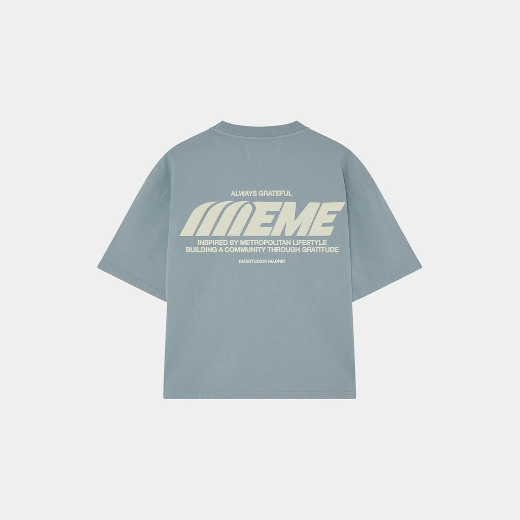 Zephyr Capri Oversized Tee