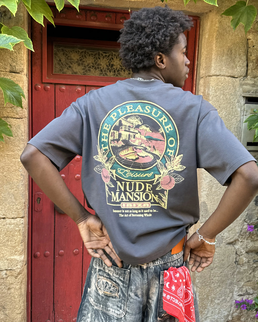 Camiseta Mansion Gris Oscuro