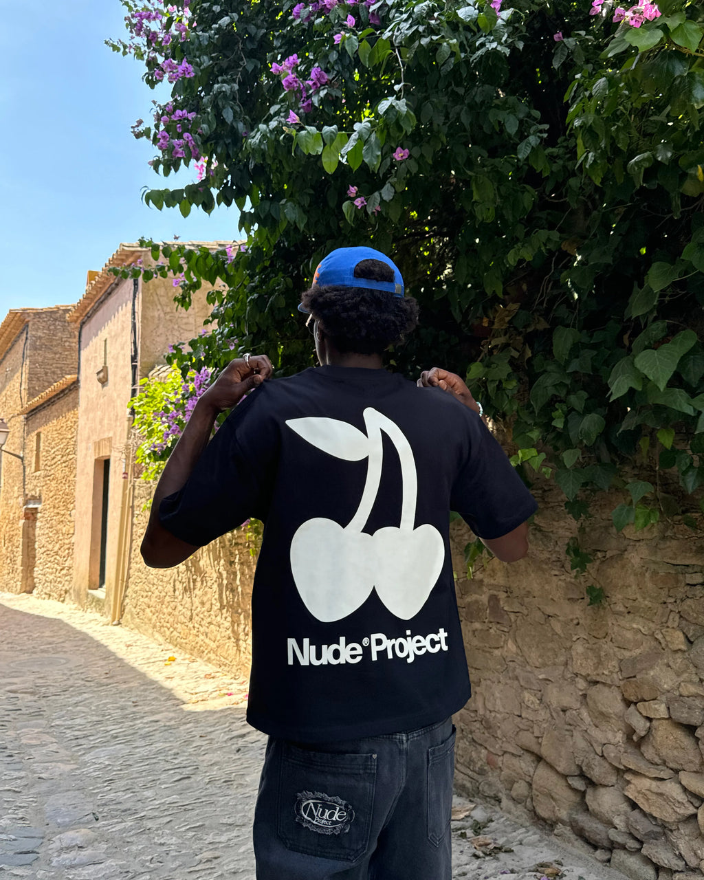 Camiseta Cherry Logo Negra