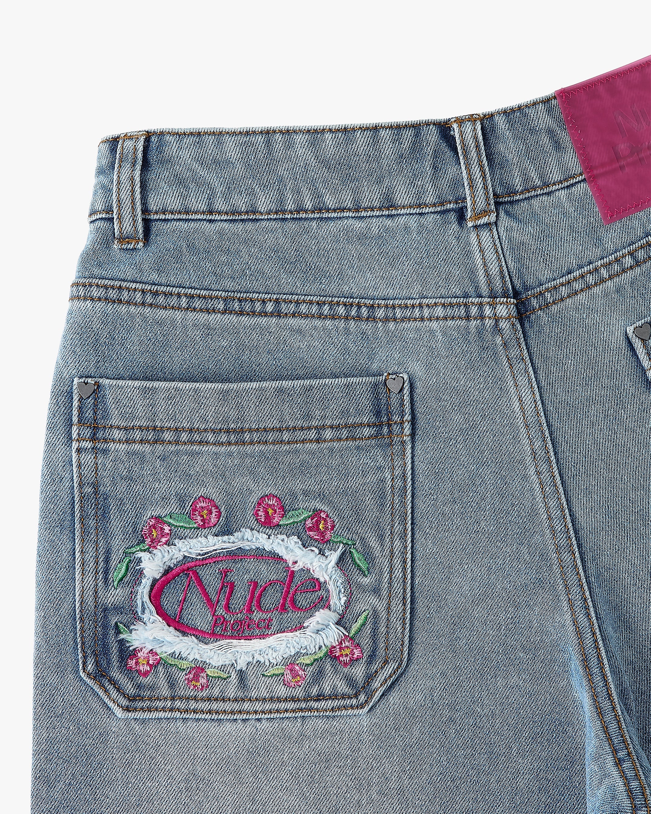 Pantalón Corto Denim Flowers