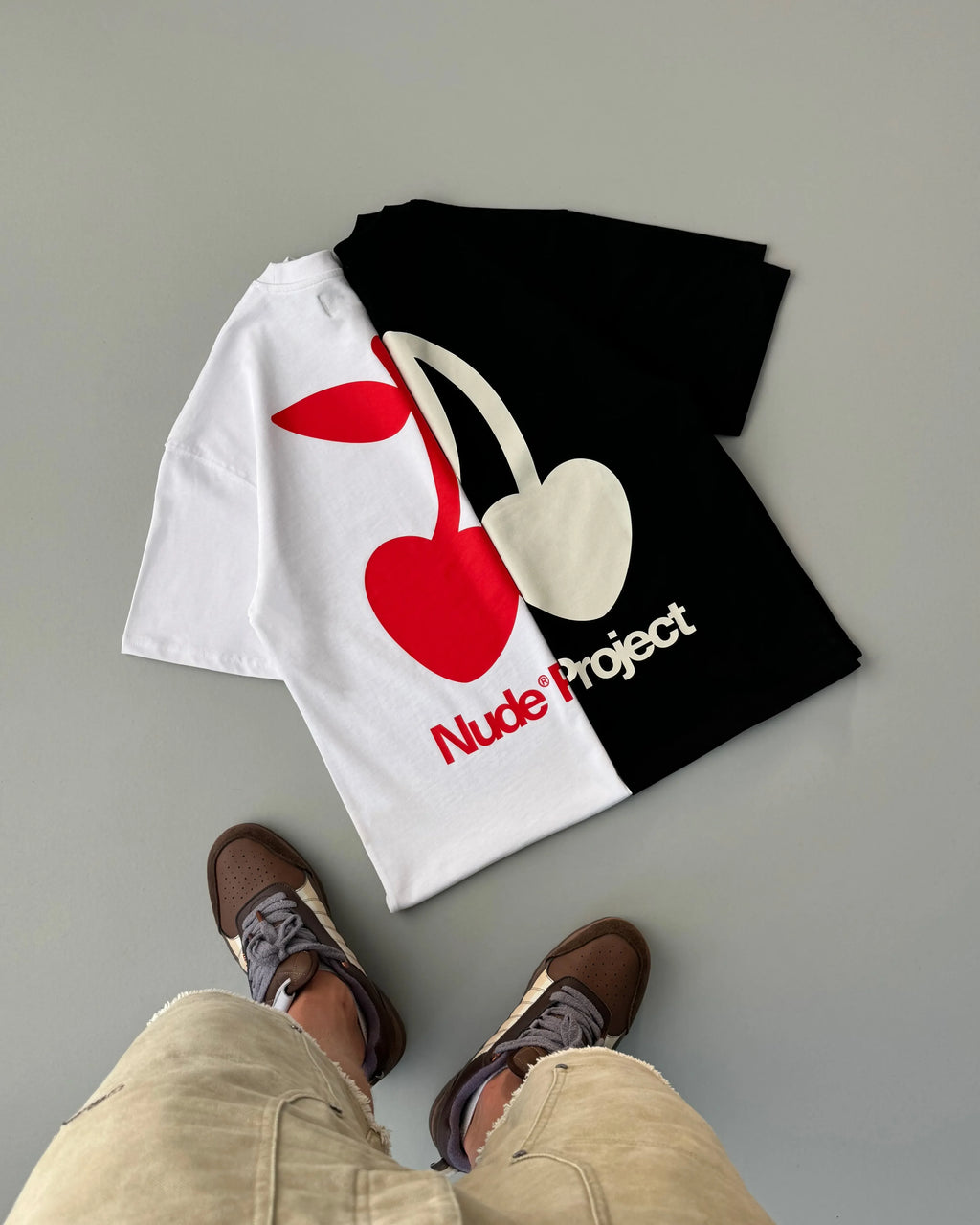 Camiseta Cherry Logo Negra