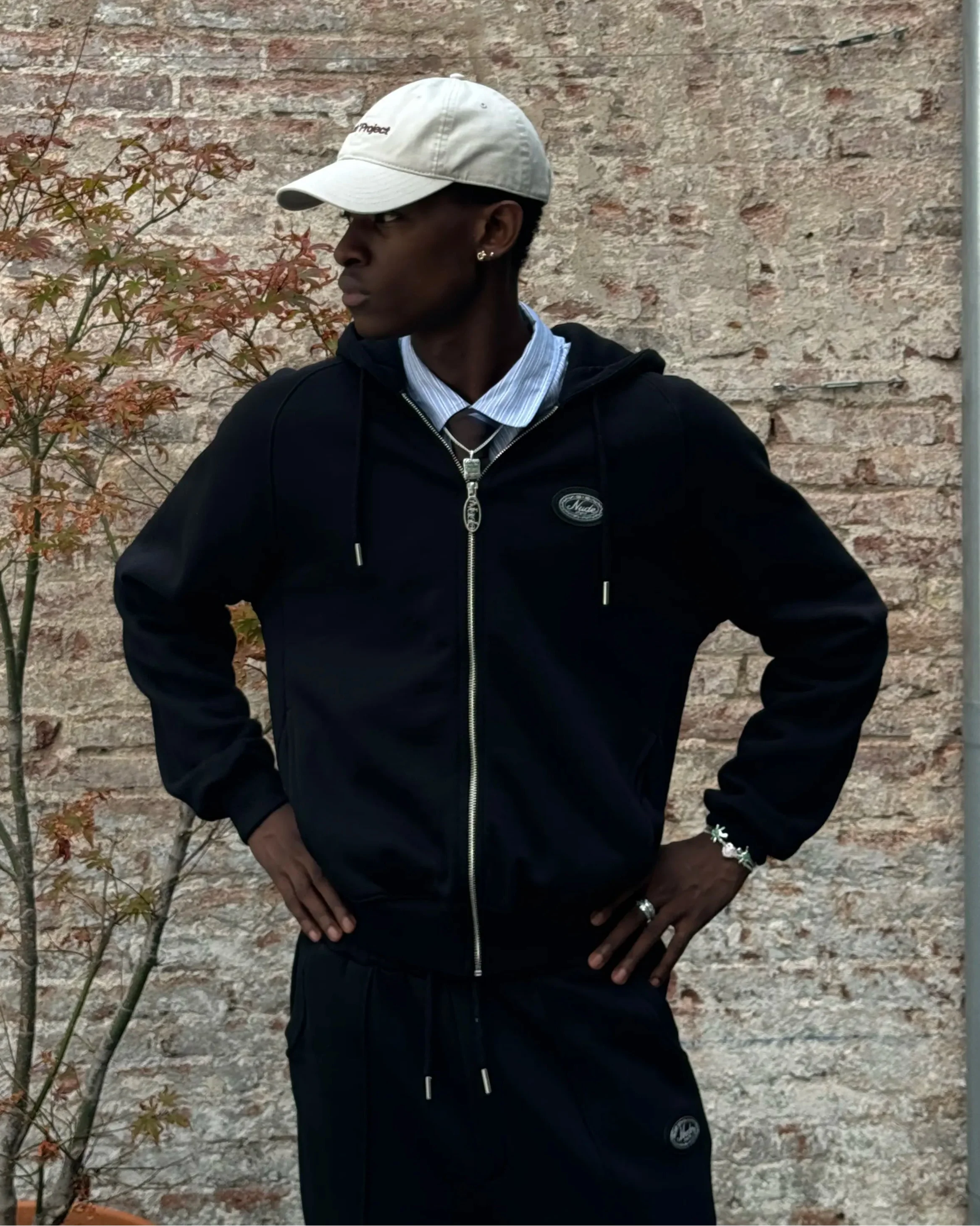 Sudadera Con Cremallera Essentials Negra