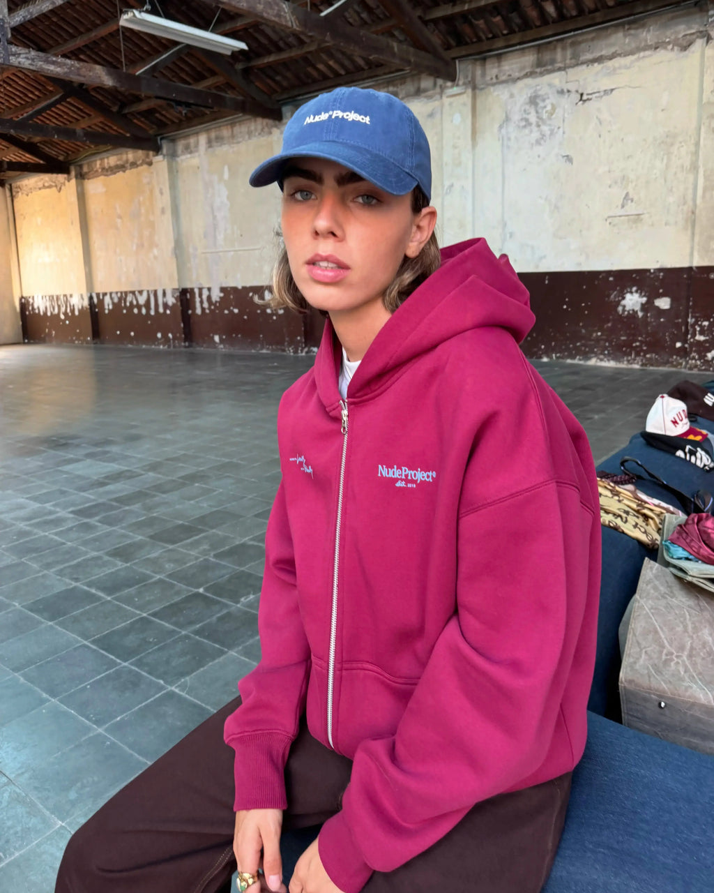 Global Soon Zip-Up Hoodie Burgundy