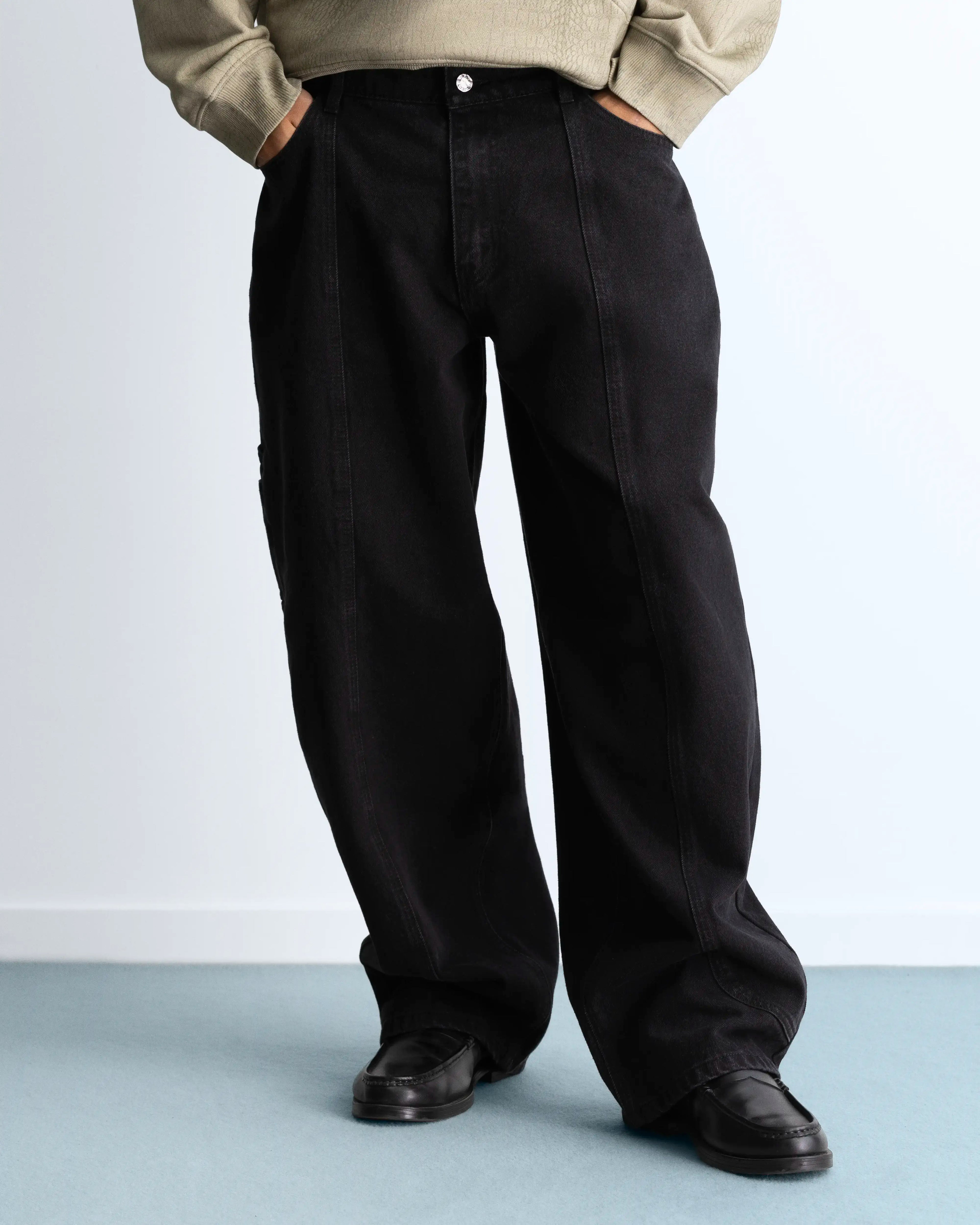 Pantalón Vaquero Barrel Negro