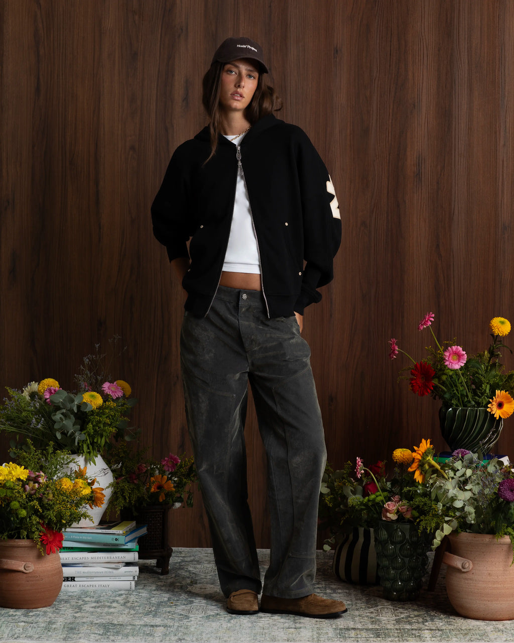 Beast Zip-up Hoodie Black