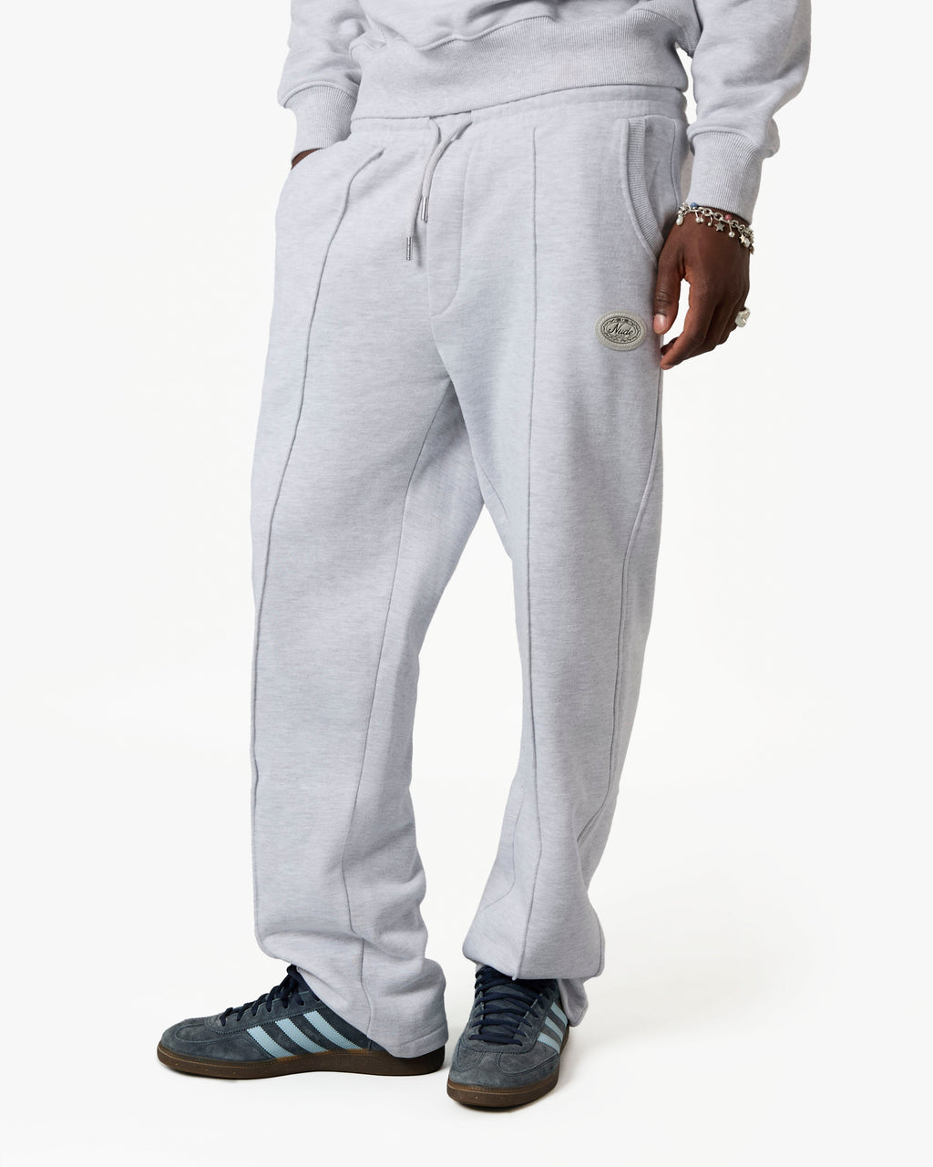 Pantalón Jogger Essentials Gris