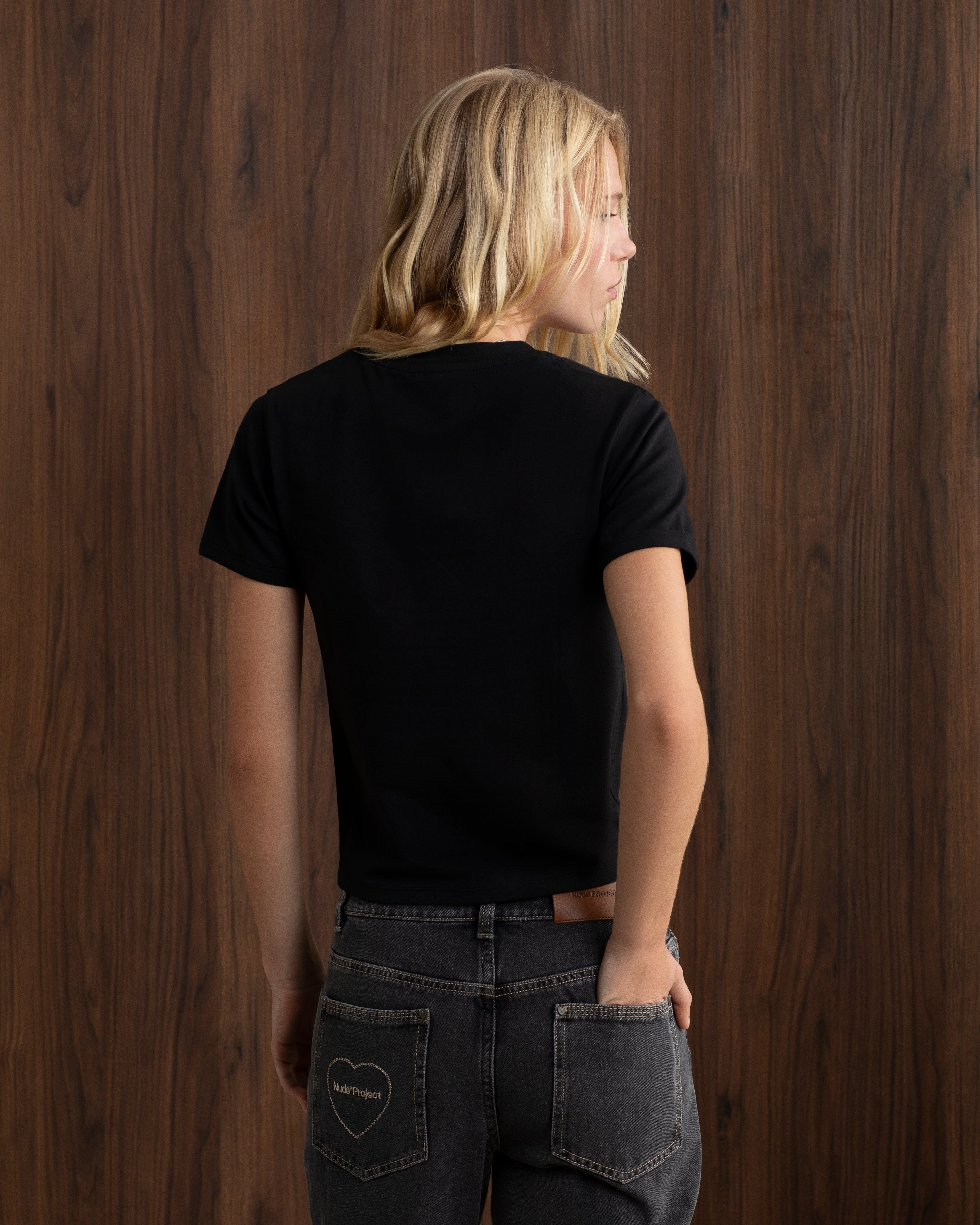 Camiseta Baby Juicy Cherry Negra