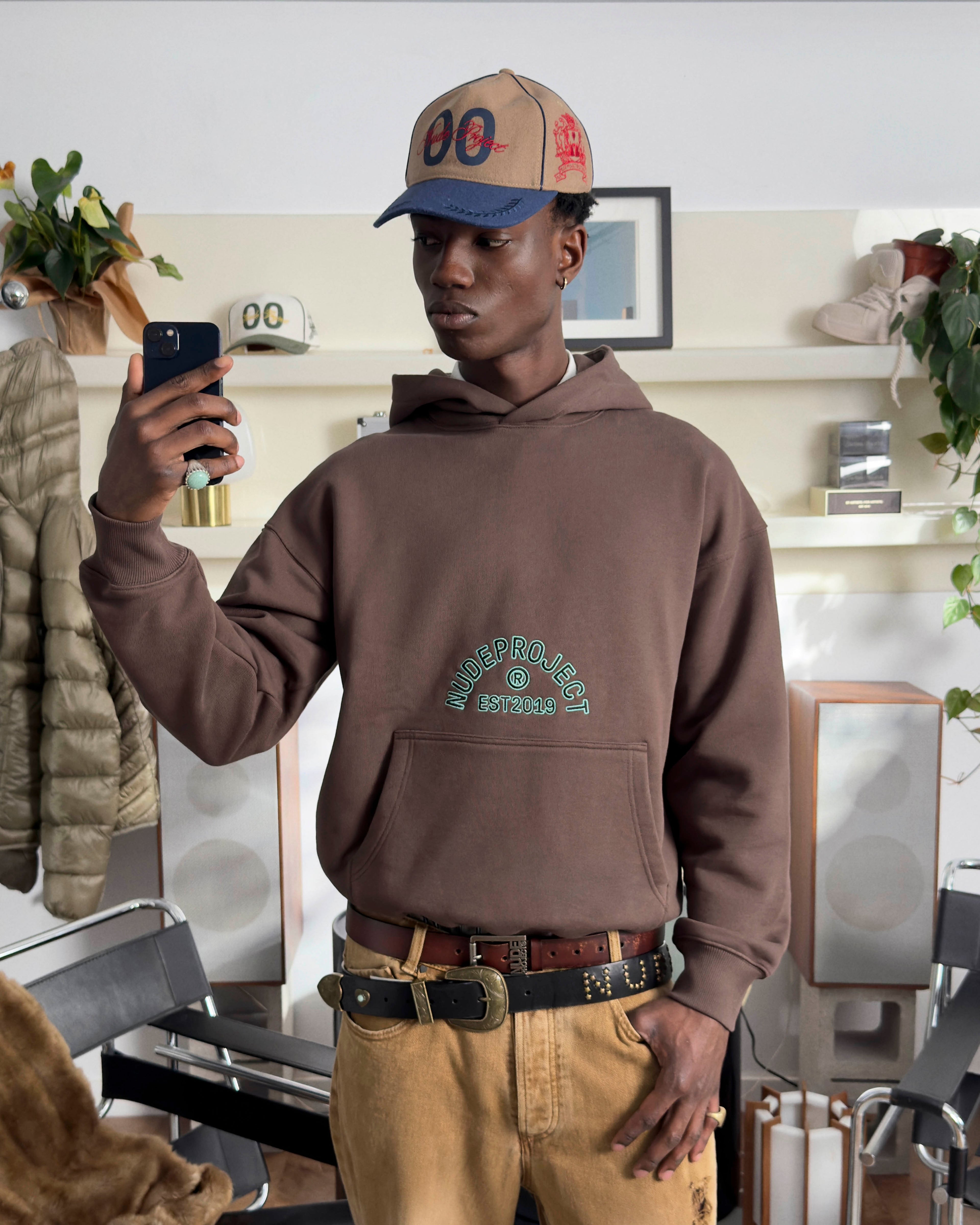 Sudadera Swans Marrón