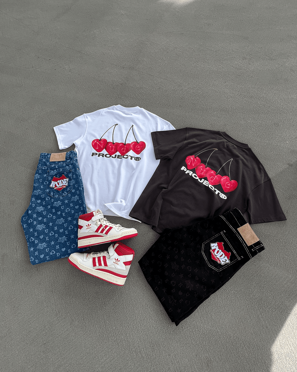 Camiseta Cherry Negra